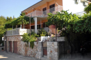 Гостиница Apartments with a parking space Jelsa, Hvar - 2062  Елса